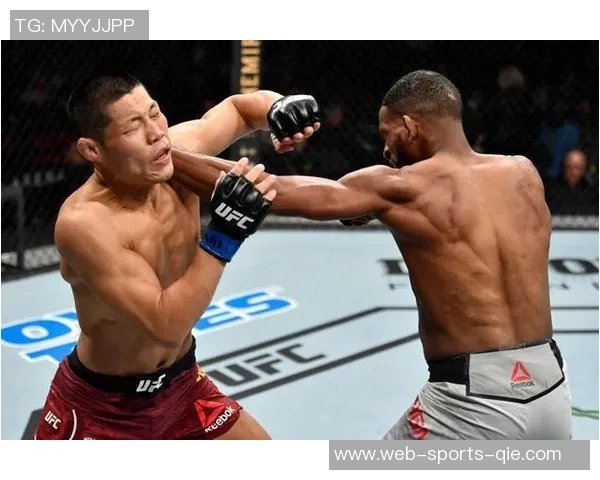 西热与李景亮的巅峰对决谁能在擂台上笑到最后引发热议